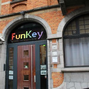 Funkey Hotel